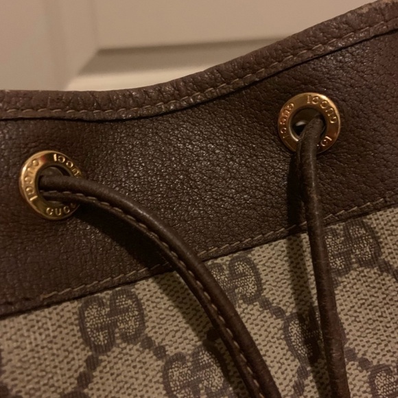 π― Gucci drawstring Bucket Bag - Picture 13 of 16